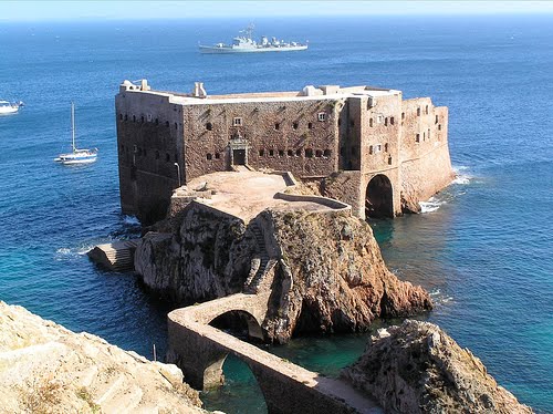 [BERLENGAS+03.jpg]