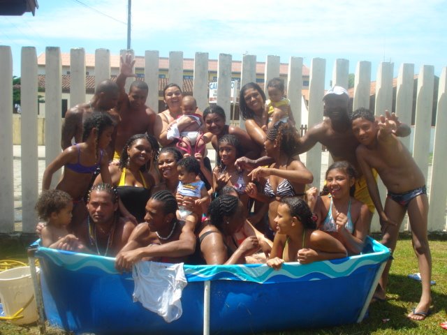 Festa na piscina... adult photos