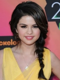 Selena Gomez - side-braids hairstyles
