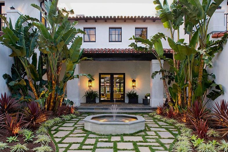 Spanish Style Homes with Courtyards