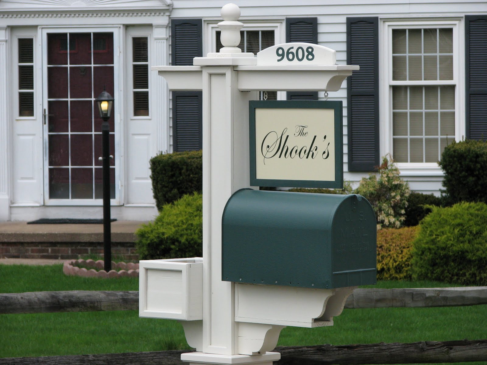 the little white barn co.