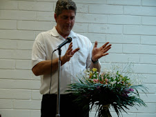 Hand-tied bouquet demonstration