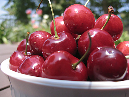 [cherries.jpg]