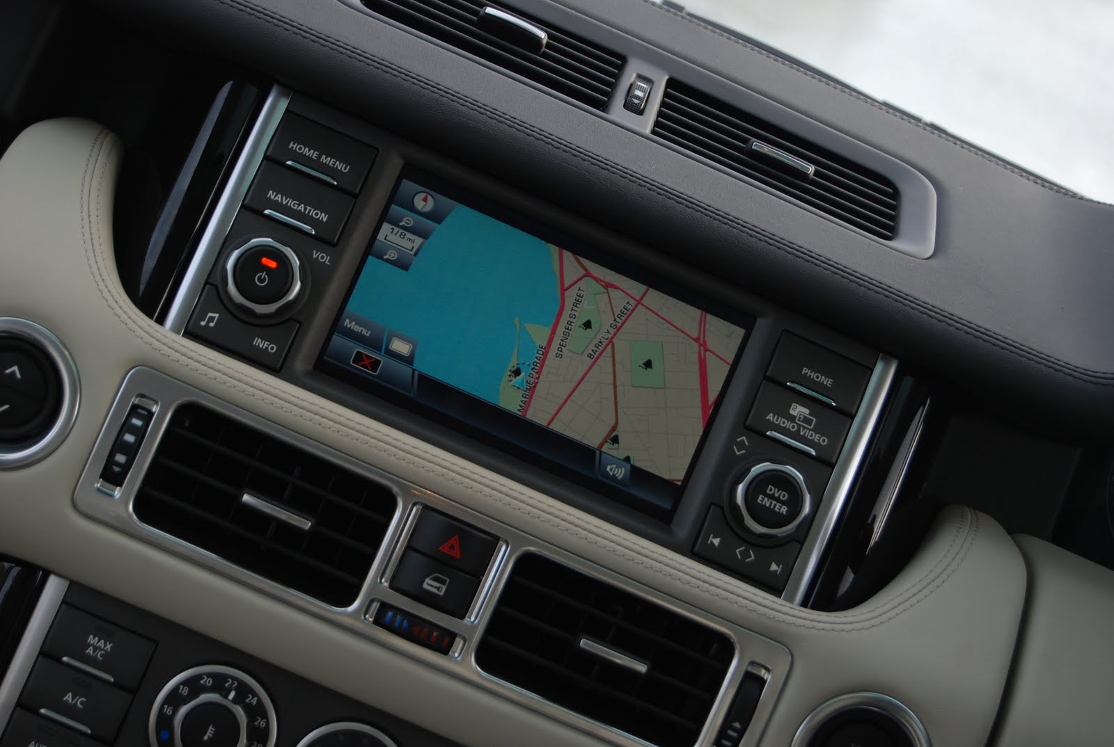 Whereis Maps Range Rover Navigation Review