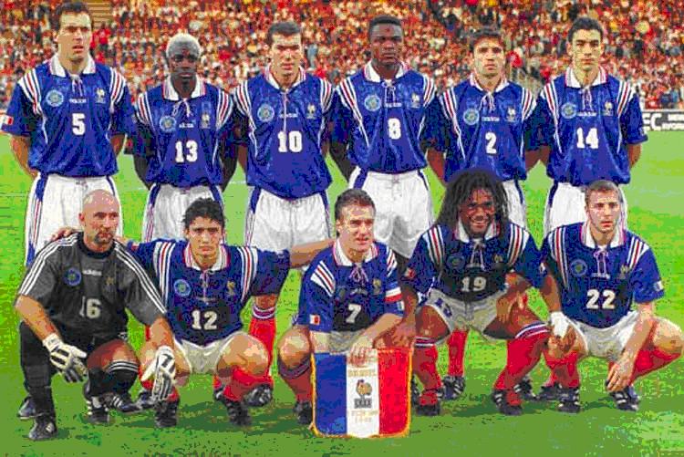 Copa do Mundo de 1998 na França Enciclopédia Global™ Copa do Mundo de 1998 na França Enciclopédia Global™