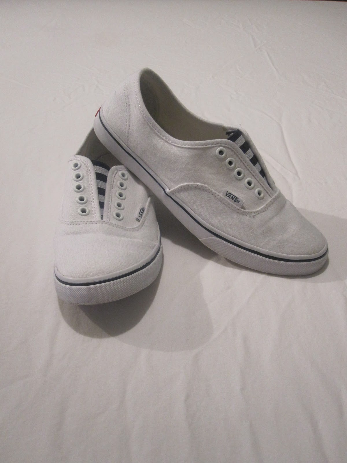 Cookie's Blog Sale: Vans "Authentic Lo Pro" Sneakers