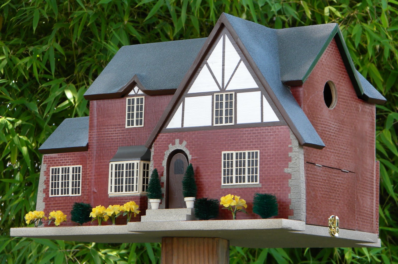 Bowen Birdhouses Extra large Custom Birdhouse (Father's Day)