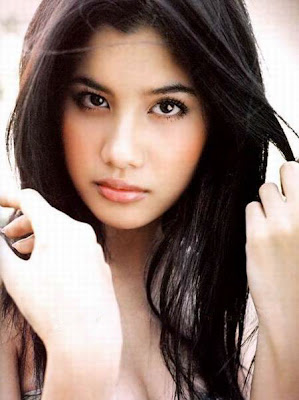Poo-Priya4.jpg