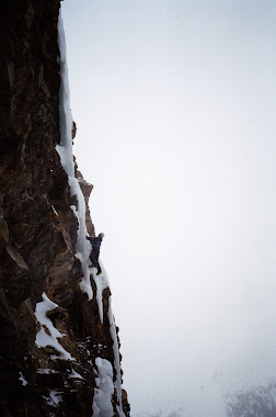 2nd pitch New route Under My Thumb, Canadian Rockies