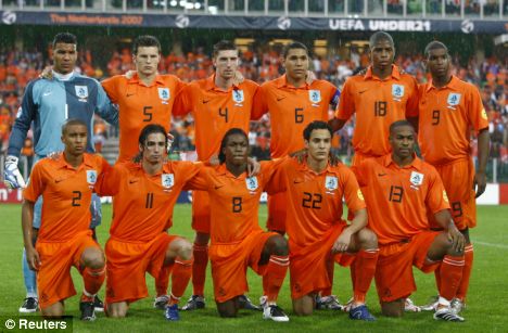 Tarik buzz: Netherlands National Football Team Euro 2012 Qualifiers