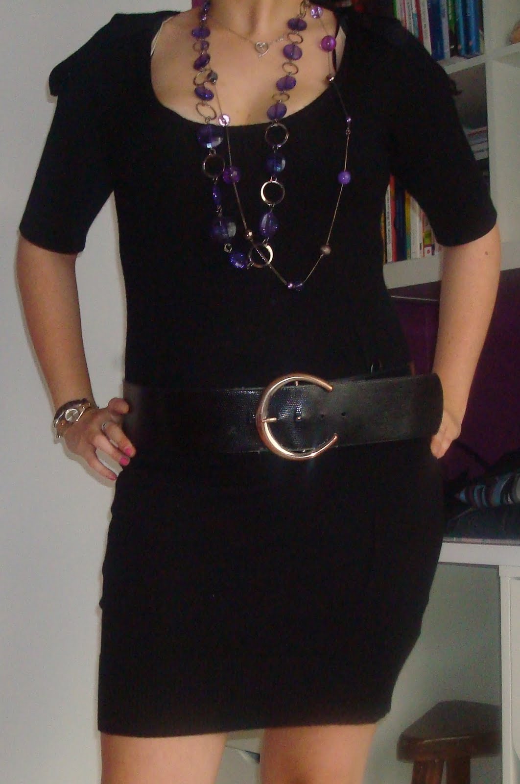 le vide dressing de Melle Kelly: robe Cama?�eu noir