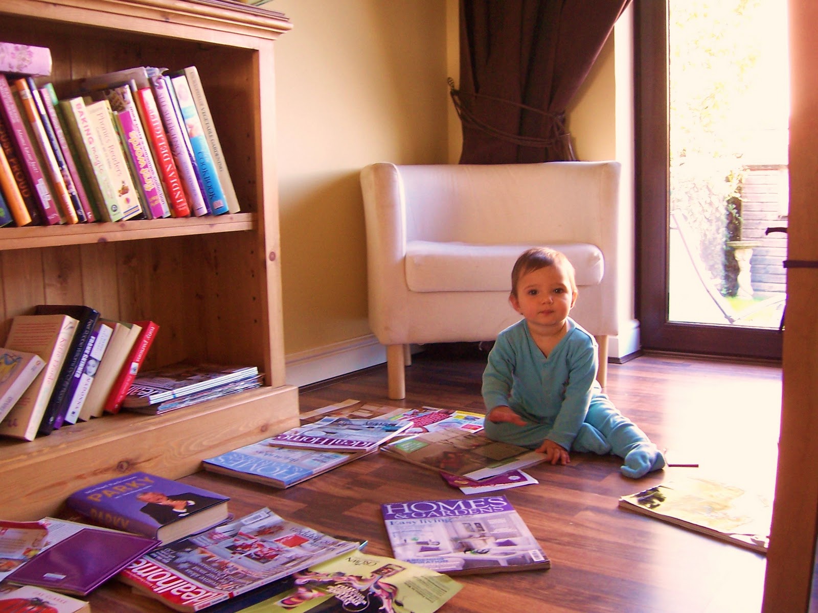 Marti Crafts Project how to recover a tub chair