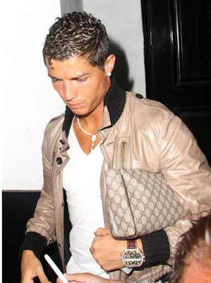 Ronaldo Gucci on Gucci S Accesories  Ronaldo Has Matching Gucci Jacket  Gucci Bag