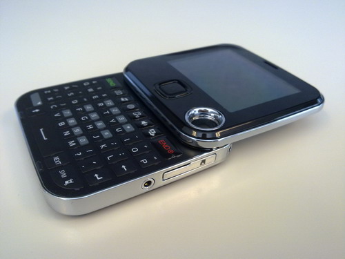 Mobile Gallery: Nokia twist 7705 features and price in india