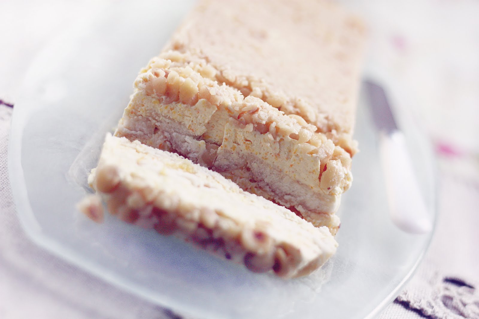 ladybug Orange refrigerator cake