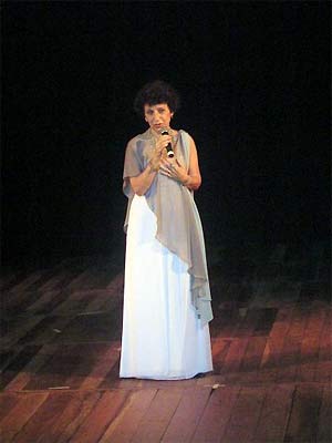 [Maria+Clara+blog.jpg]