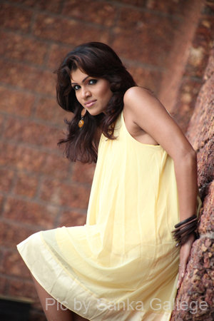 Srilankan_model_Muthu_Imesha_1.jpg
