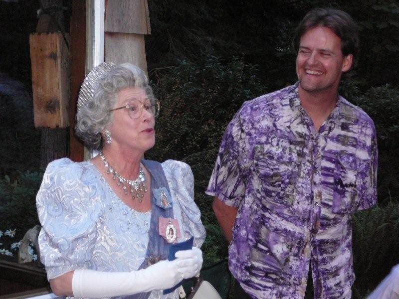 [Chris+Fraser+gets+knighted+004.jpg]