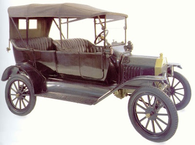 Ford T 1916 – quatro portas cabriolé.