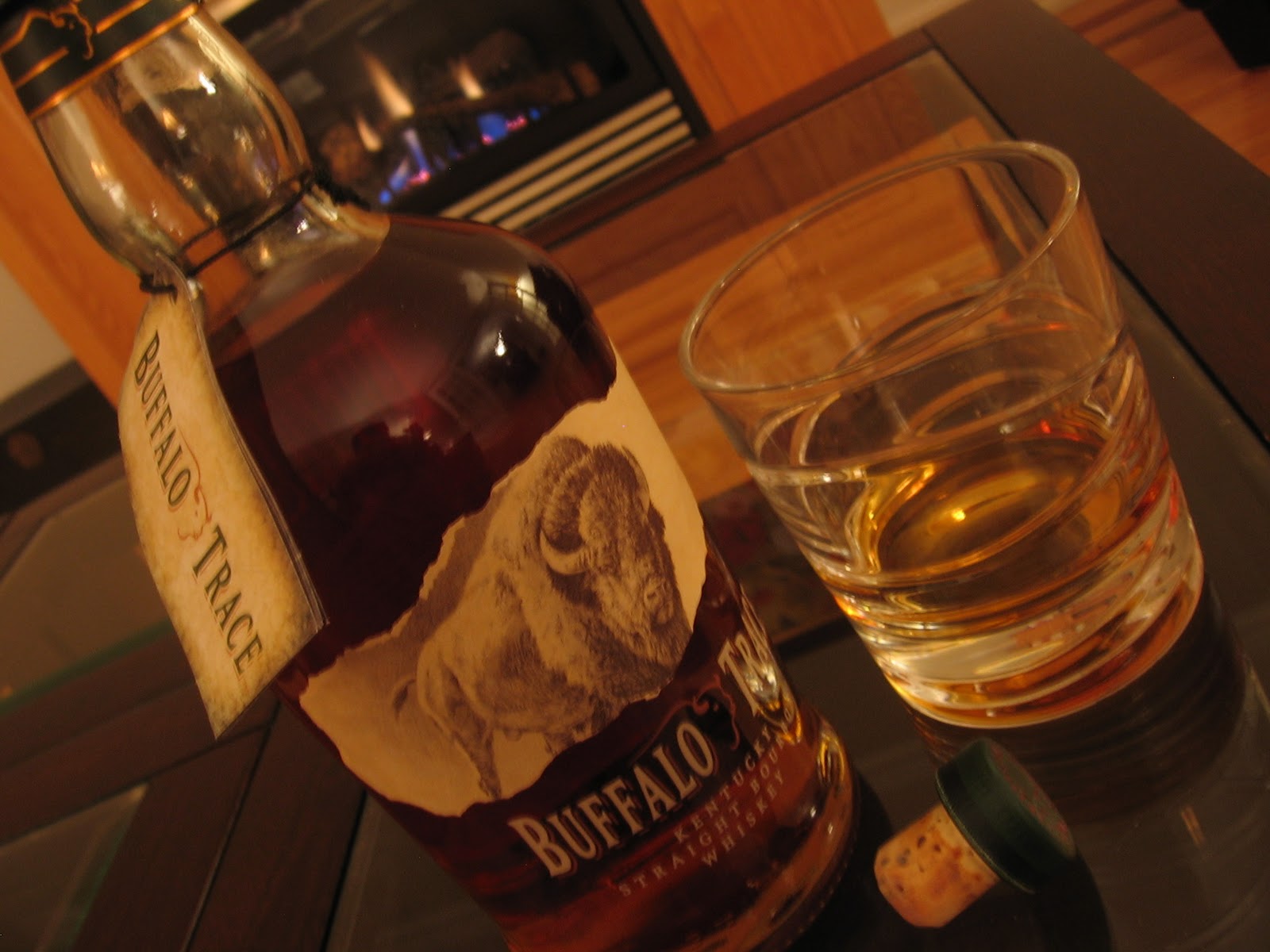 Buffalo+Trace+Kentucky+Straight+Bourbon+Whiskey+006.jpg