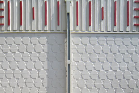 [stfairbuilding.jpg]