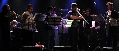 [AAAAOtero+Orquesta[1].jpg]