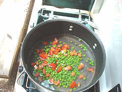 [2peas+and+tomato.jpg]