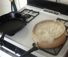 Steaming the rice