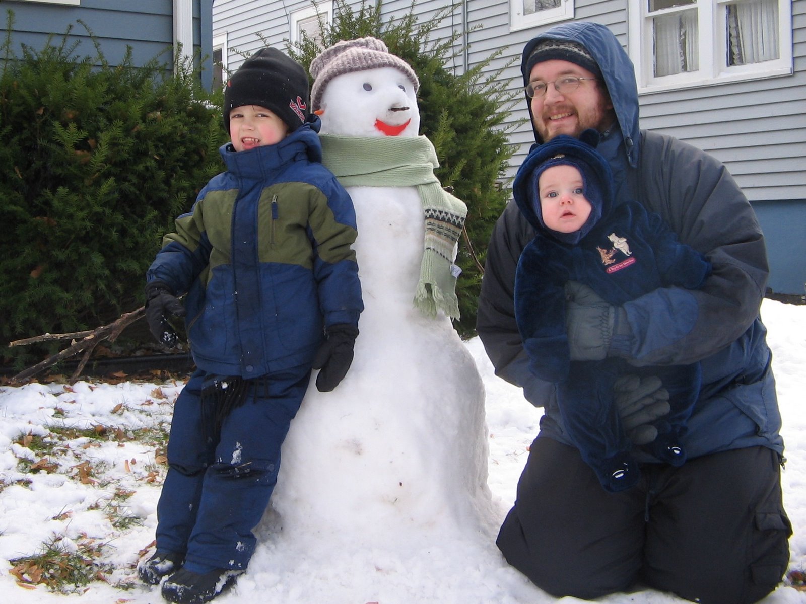 [Frosty,+Mark,+Mal+and+Owen.JPG]