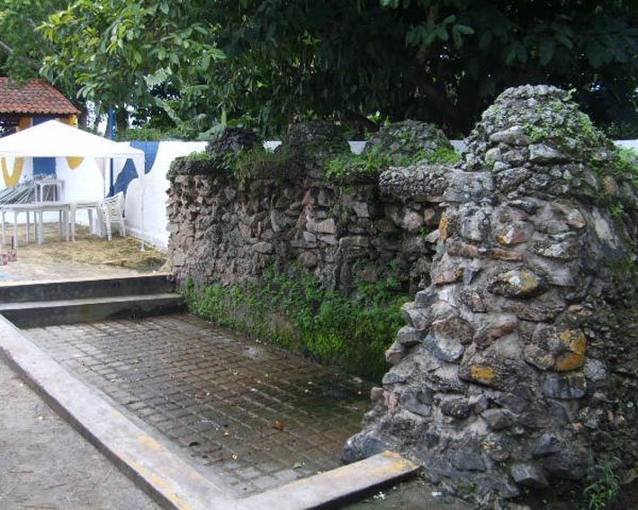 [Bica+de+Panelas-PE+02.jpg]