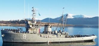 [ARA+Alferez+Sobral+en+los+80+II.JPG]