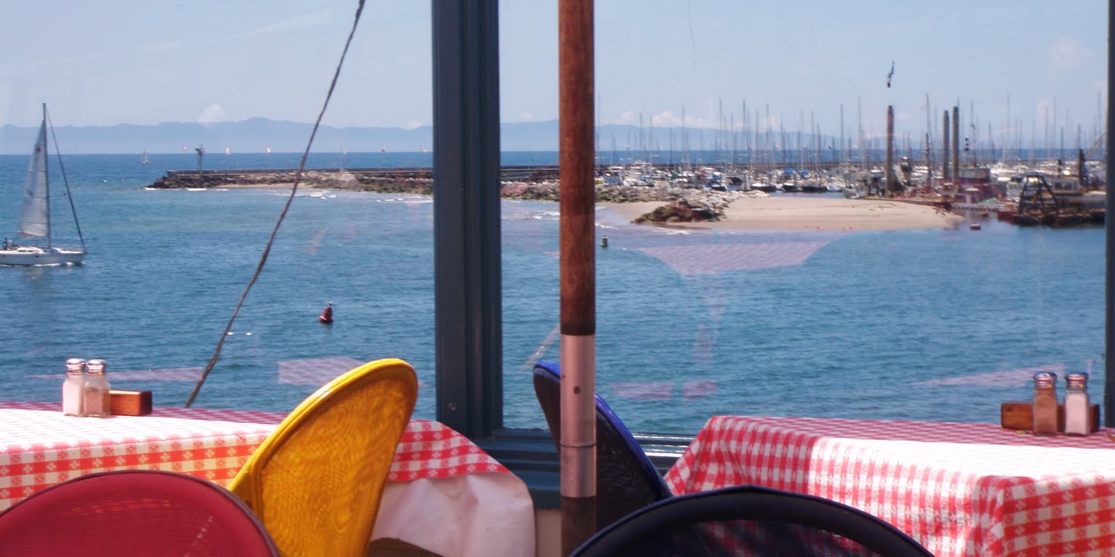 Handsome Burger Longboard Grill. Santa Barbara, California