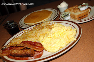 Denny's - Baker, CA - Vegas and Food