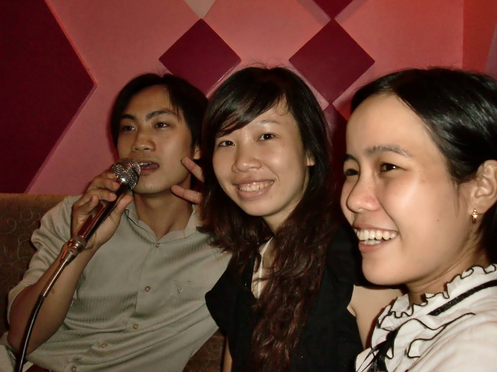 Sarah's Vietnam Adventure Karaoke Vietnamese Style