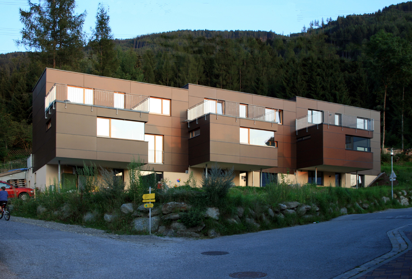 Dorfstraße 5 Top 33, 6074 Rinn – HIIV