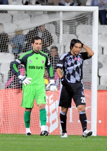 [B_8258f7c5bf6eff741efcec9b73e5629e.jpg]