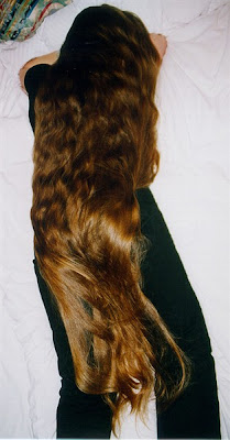 extremly long hair