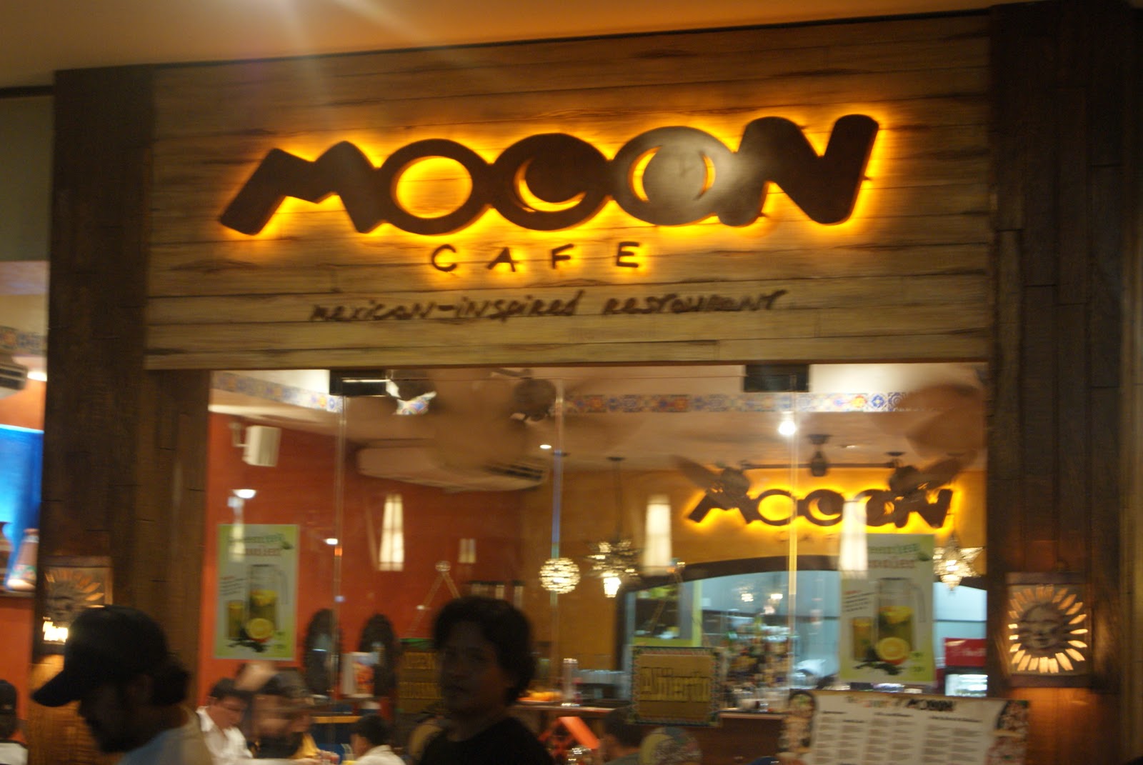 Moon Cafe's octoBEEErfest