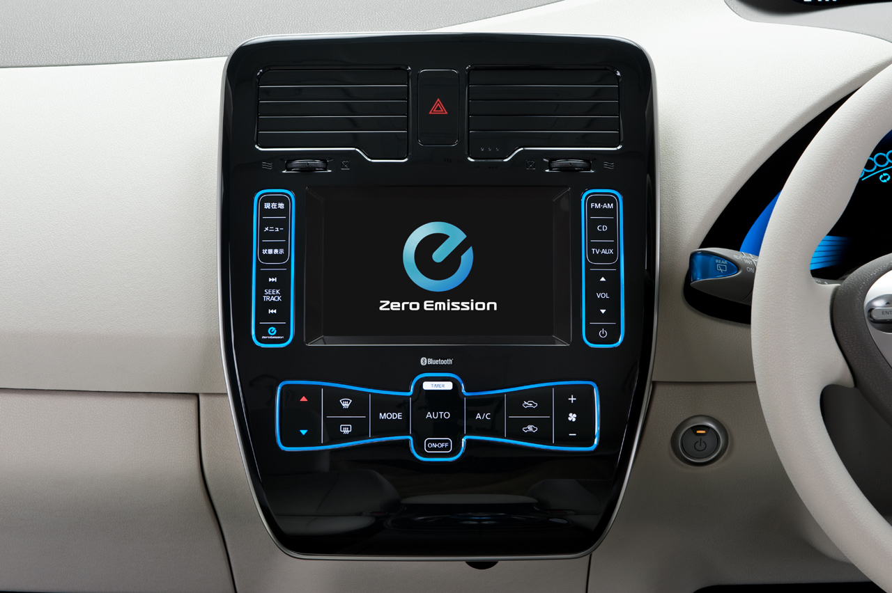 Nissan Leaf to get Microsoft Windows Embedded Automotive 7 Expert Drive Luxury & Sports Car
