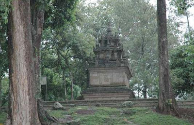 Candi Cangkuang