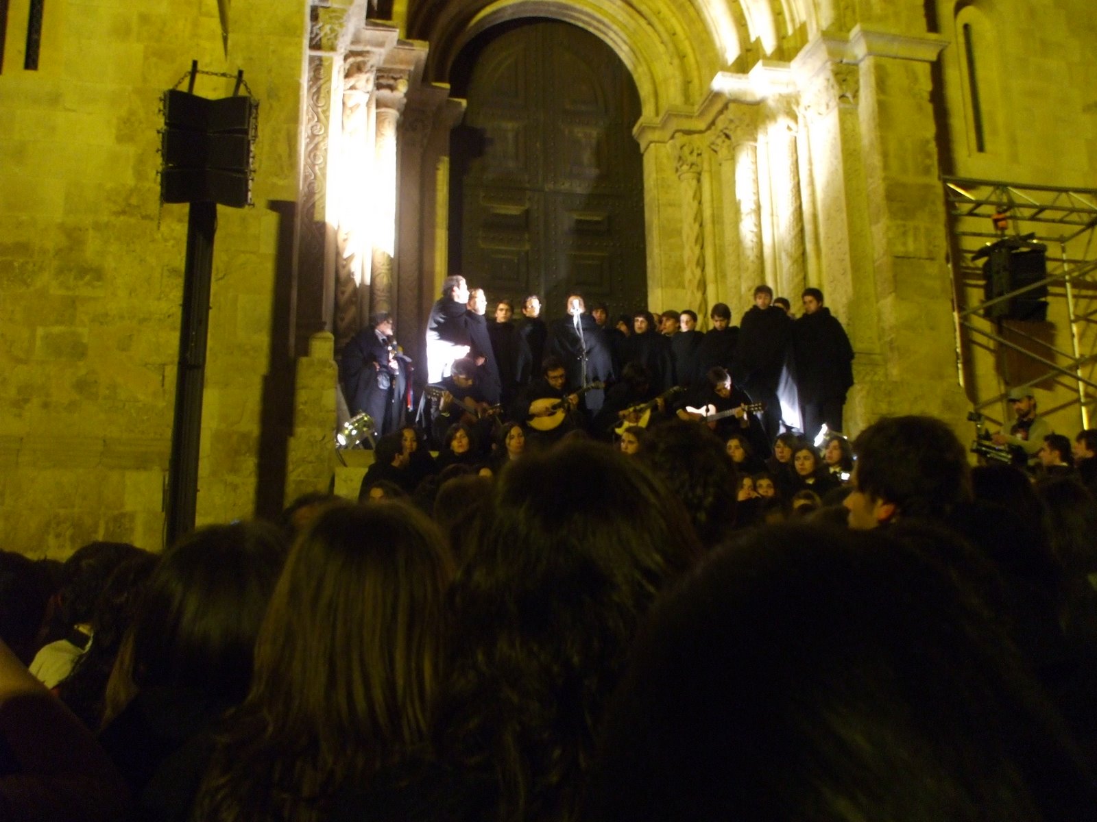 [SERENATAQUEIMACOIMBRA2008.jpg]