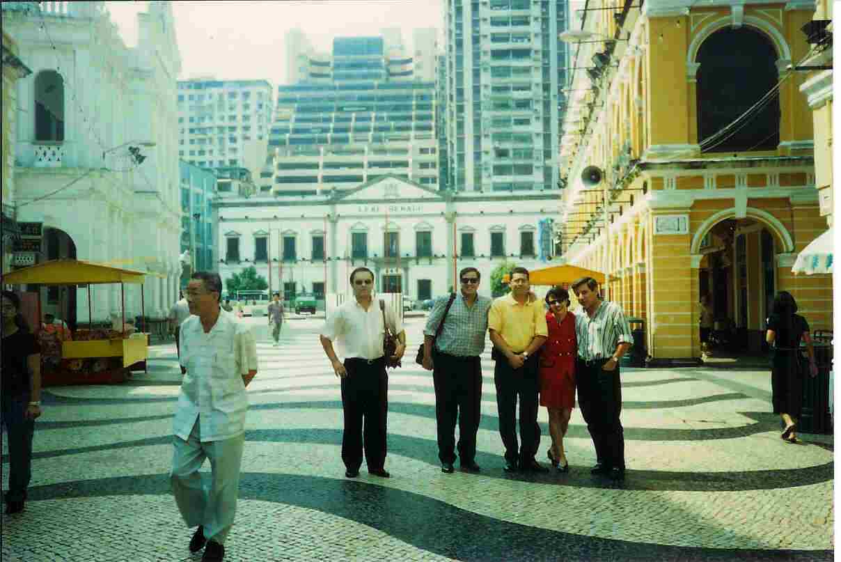 [Macau01.jpg]