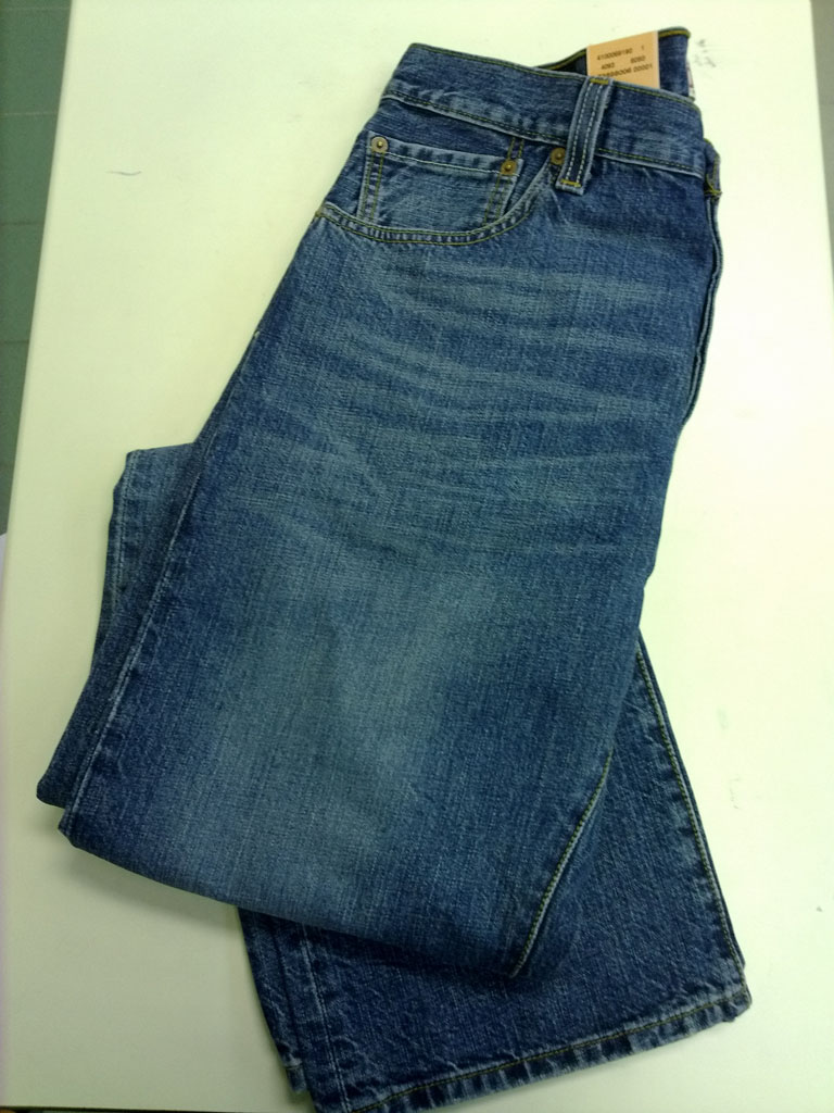 SuperCheapJeans: LEVI'S® 501® JEAN - Rip Trick - Size:W34 L32
