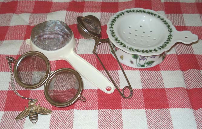 [1aateastrainers.jpg]