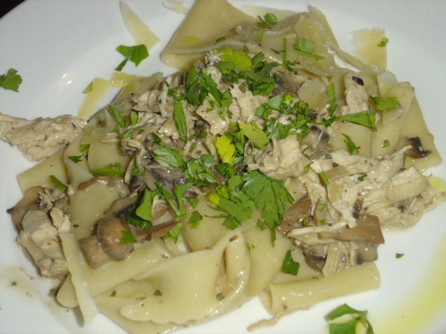 [20070521PappadelleWithChickenAndMushrooms.jpg]