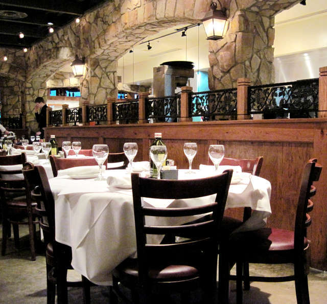 My restaurant experiences Macaroni Grill 5.1