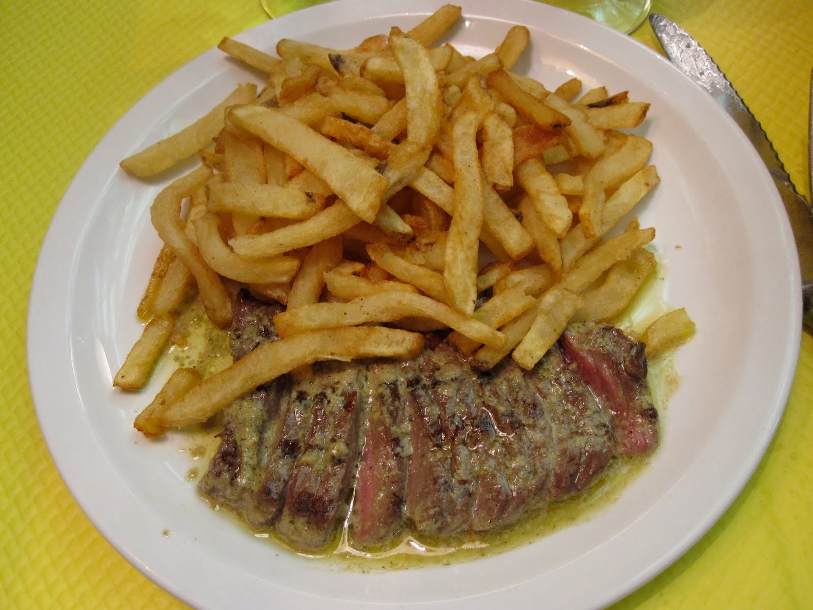 Local in Somerville Bordeaux Part Quatre Steak Frites!