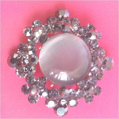 Brooch05