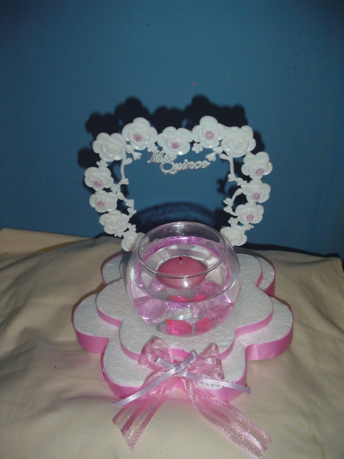 Manualidades y Eventos Especiales: centro de mesa 15 años