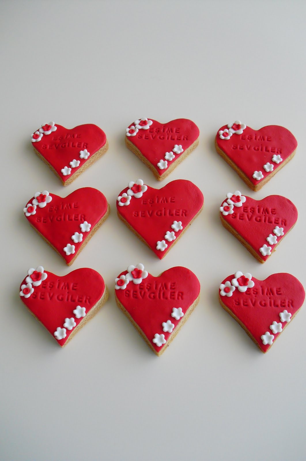 KURABİYE TEKNESİ: Doğum Günü Kurabiyeleri